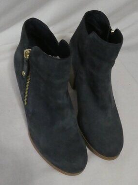 ALDO Dark Smokey Blue Suede Ankle Boots Wooden Block Heel - size 5